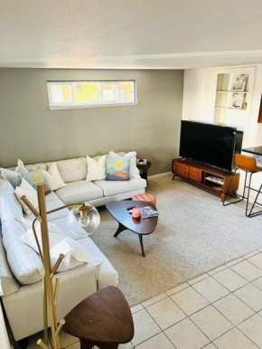 Pacific Beach Pad